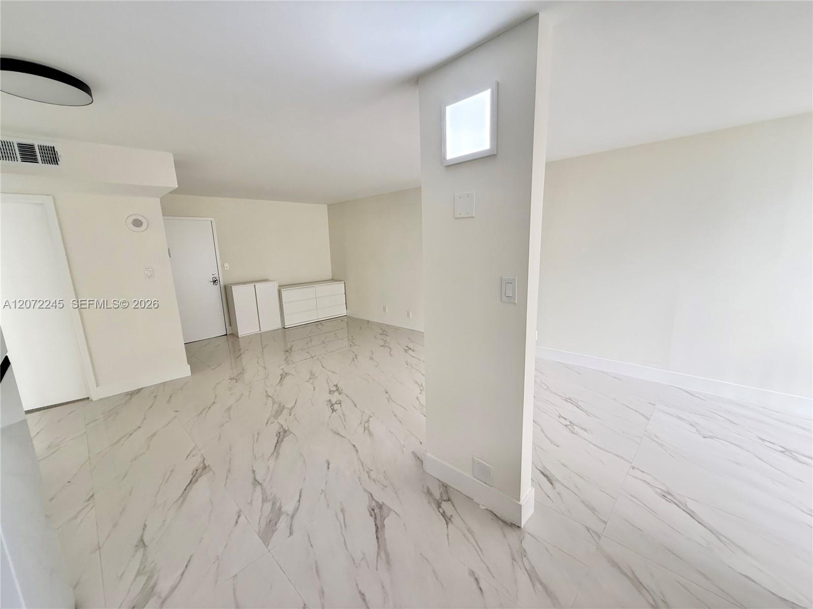 16909 N Bay Rd # 817 — Photo 4