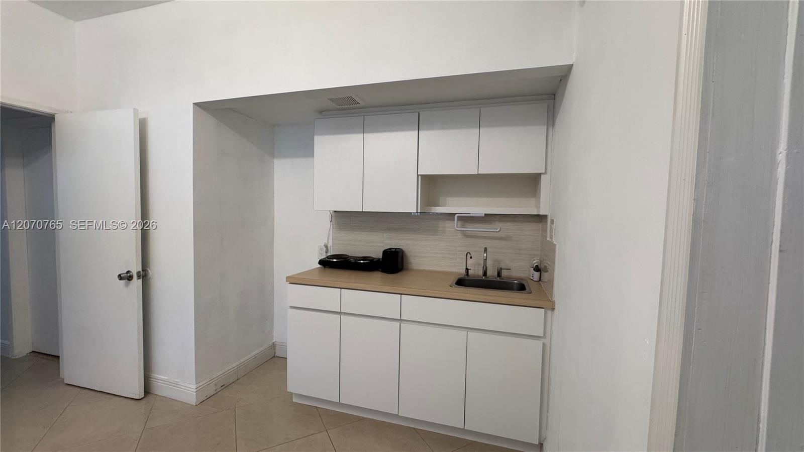 1611 71st St View 9