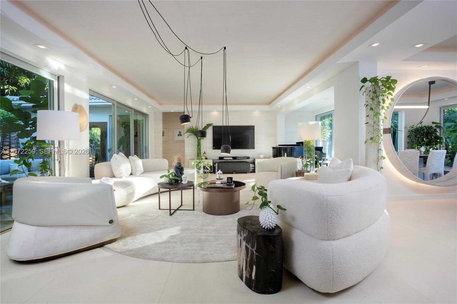 2840 Flamingo Dr # 0 — Photo 3