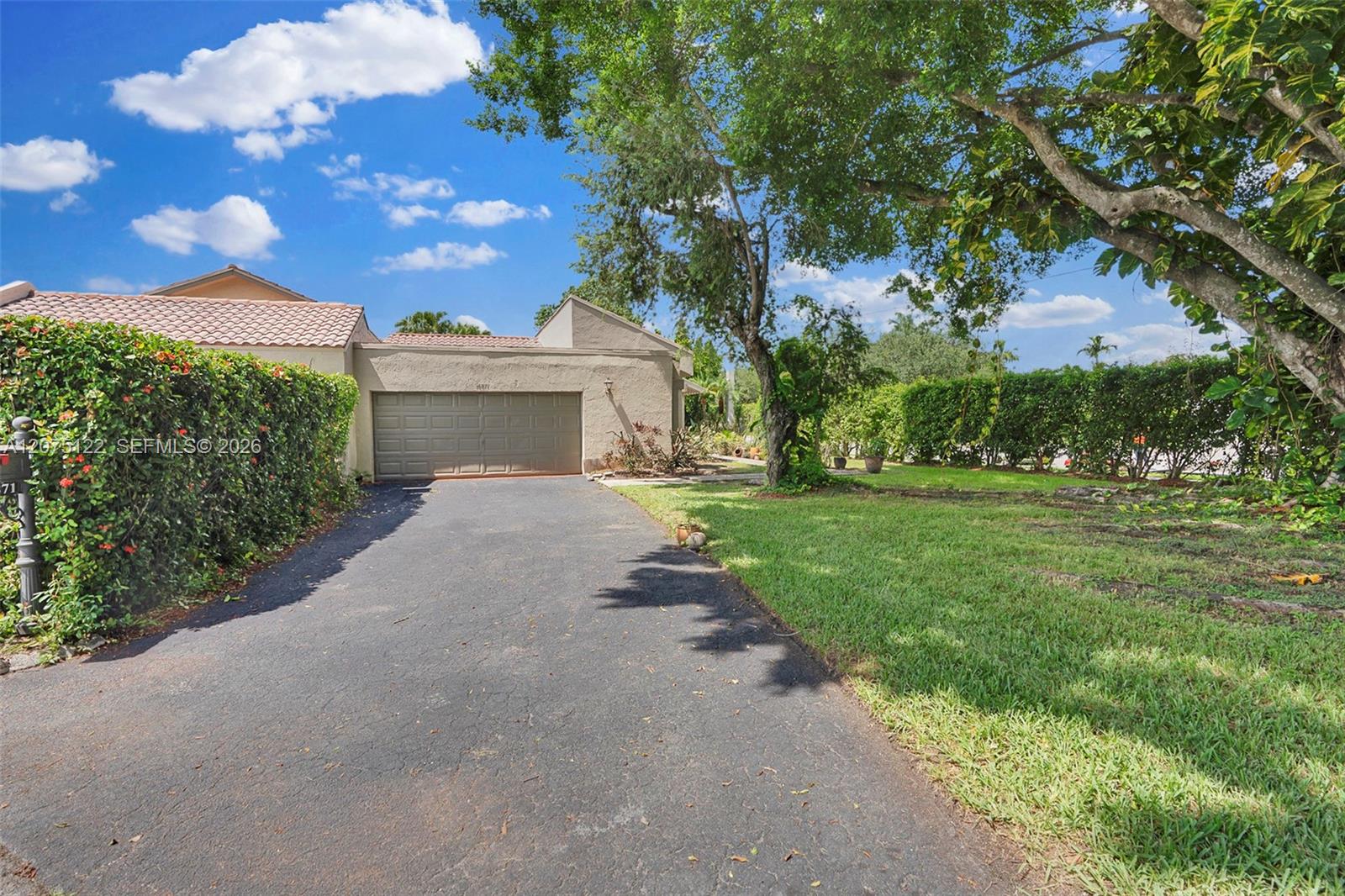 16871 Patio Village Ct — Photo 2