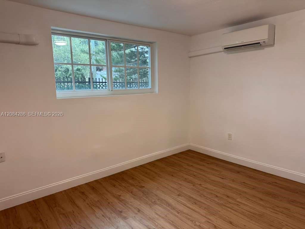 160 NE 55th St # 3 — Photo 4