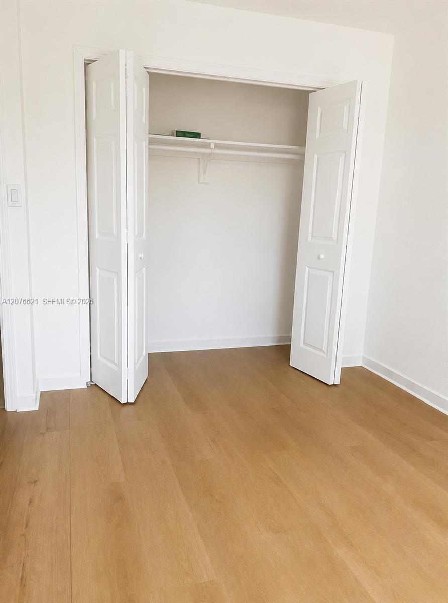 666 W 81st St # 103 — Photo 5