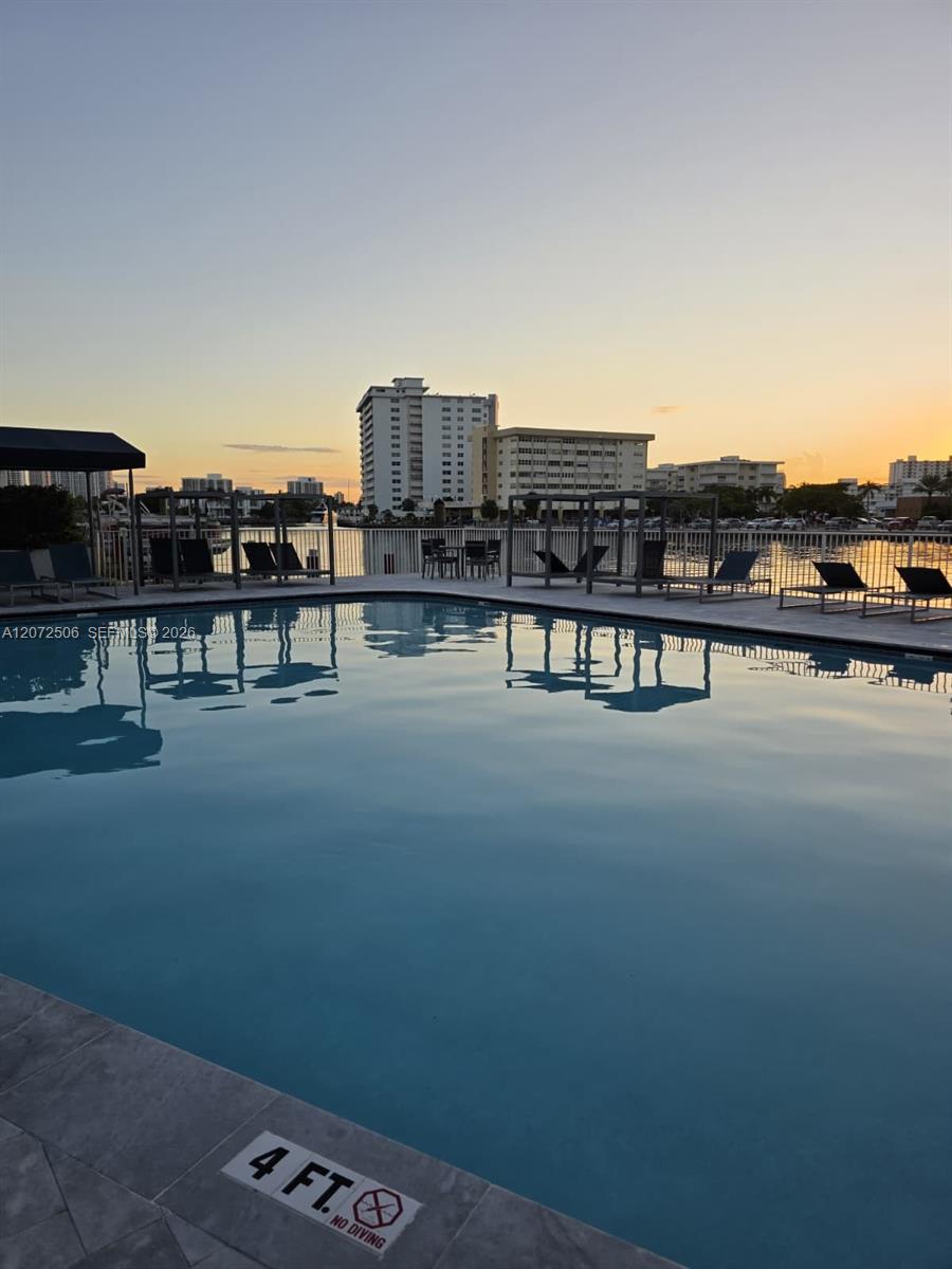 1833 S Ocean Dr # 809, Hallandale Beach FL 33009