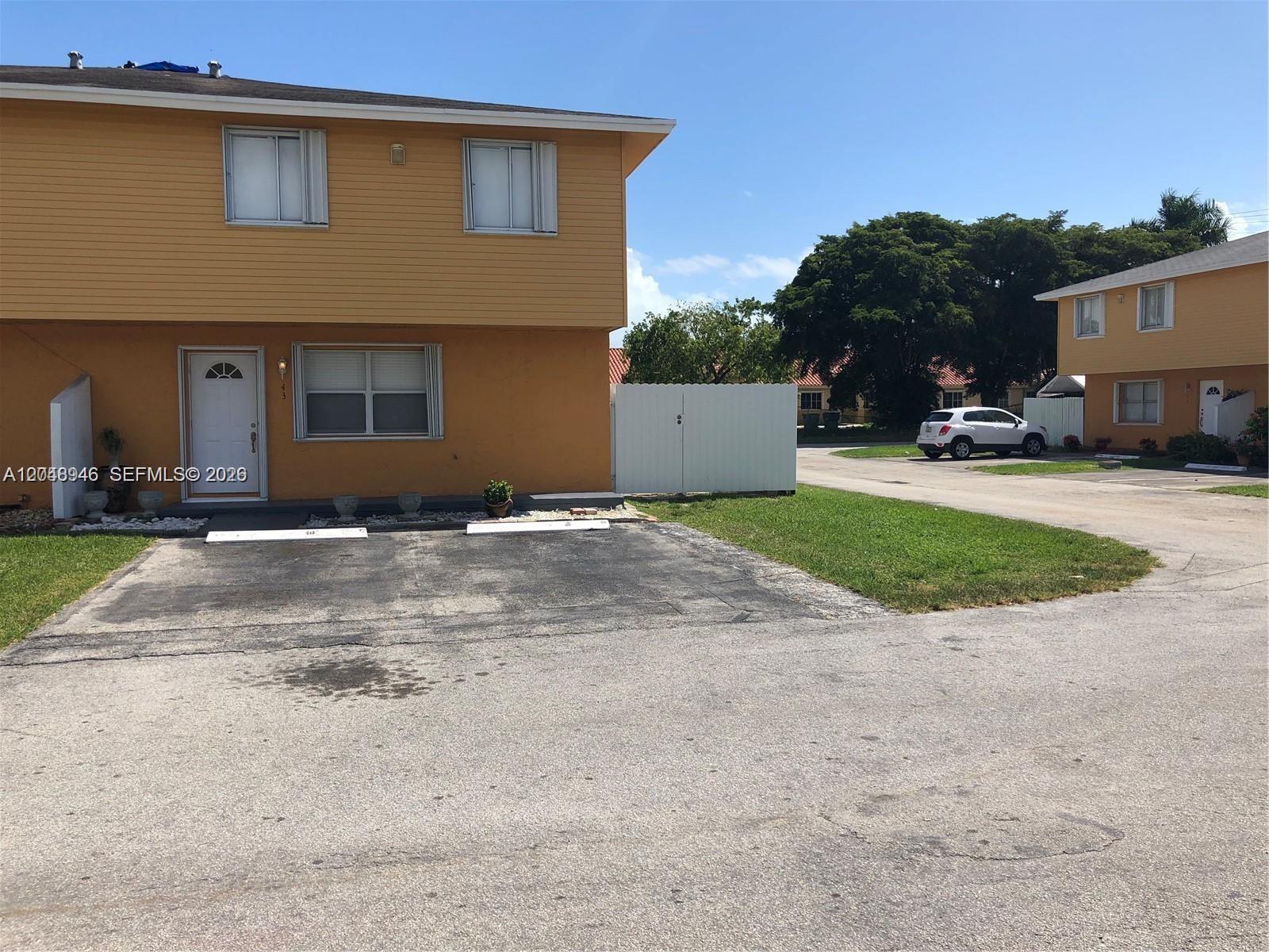 43 NE 12th Ave # 43, Homestead FL 33030