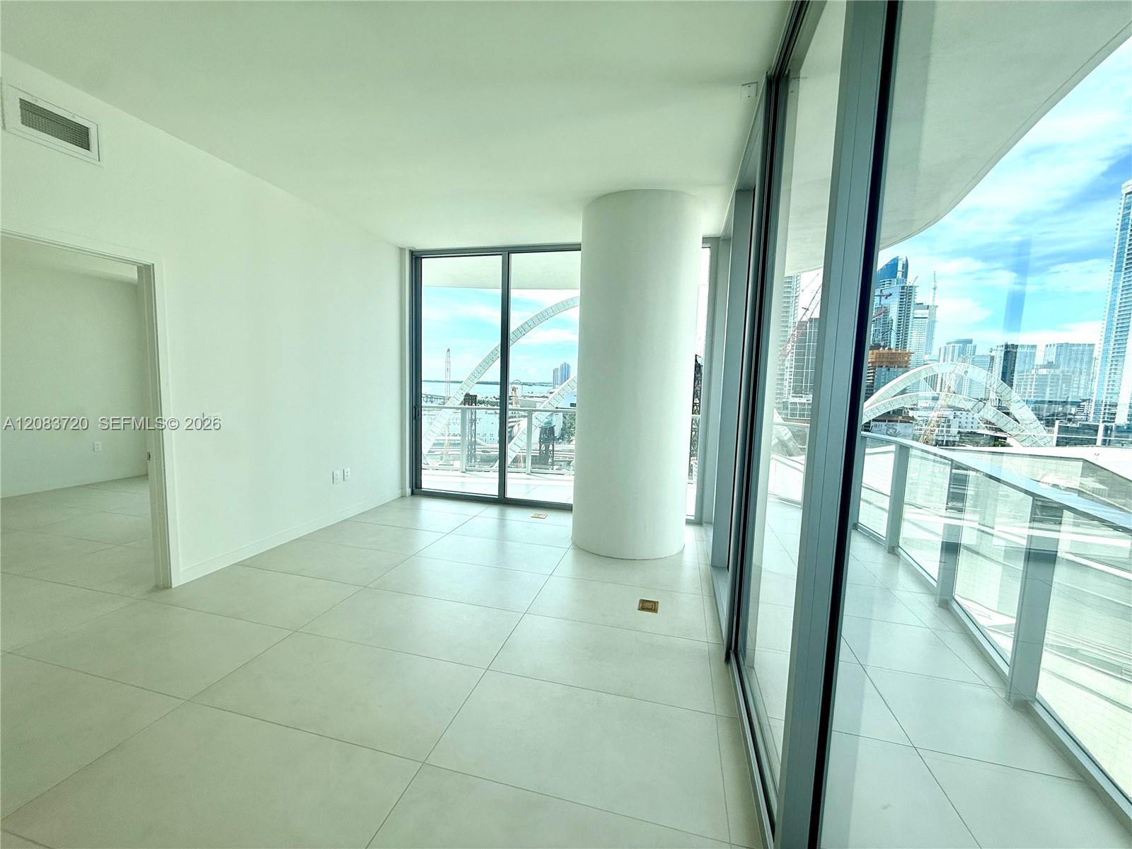 1400 Biscayne Blvd # 1602 — Photo 5