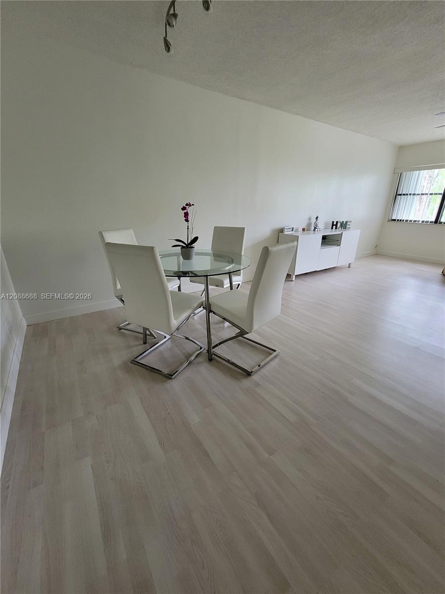 303 Racquet Club Rd # 311 — Photo 4