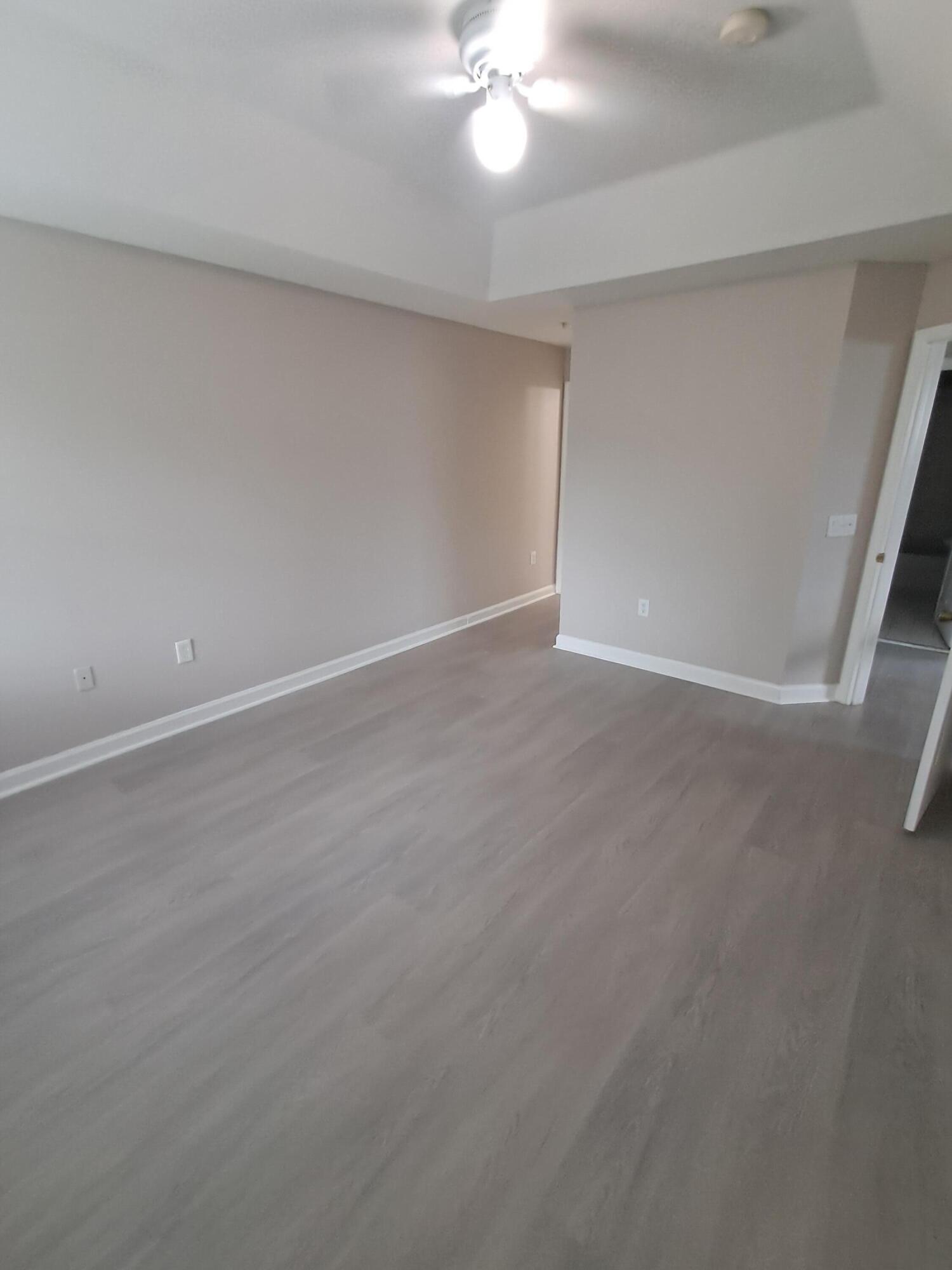 1114 Shoma Drive — Photo 5
