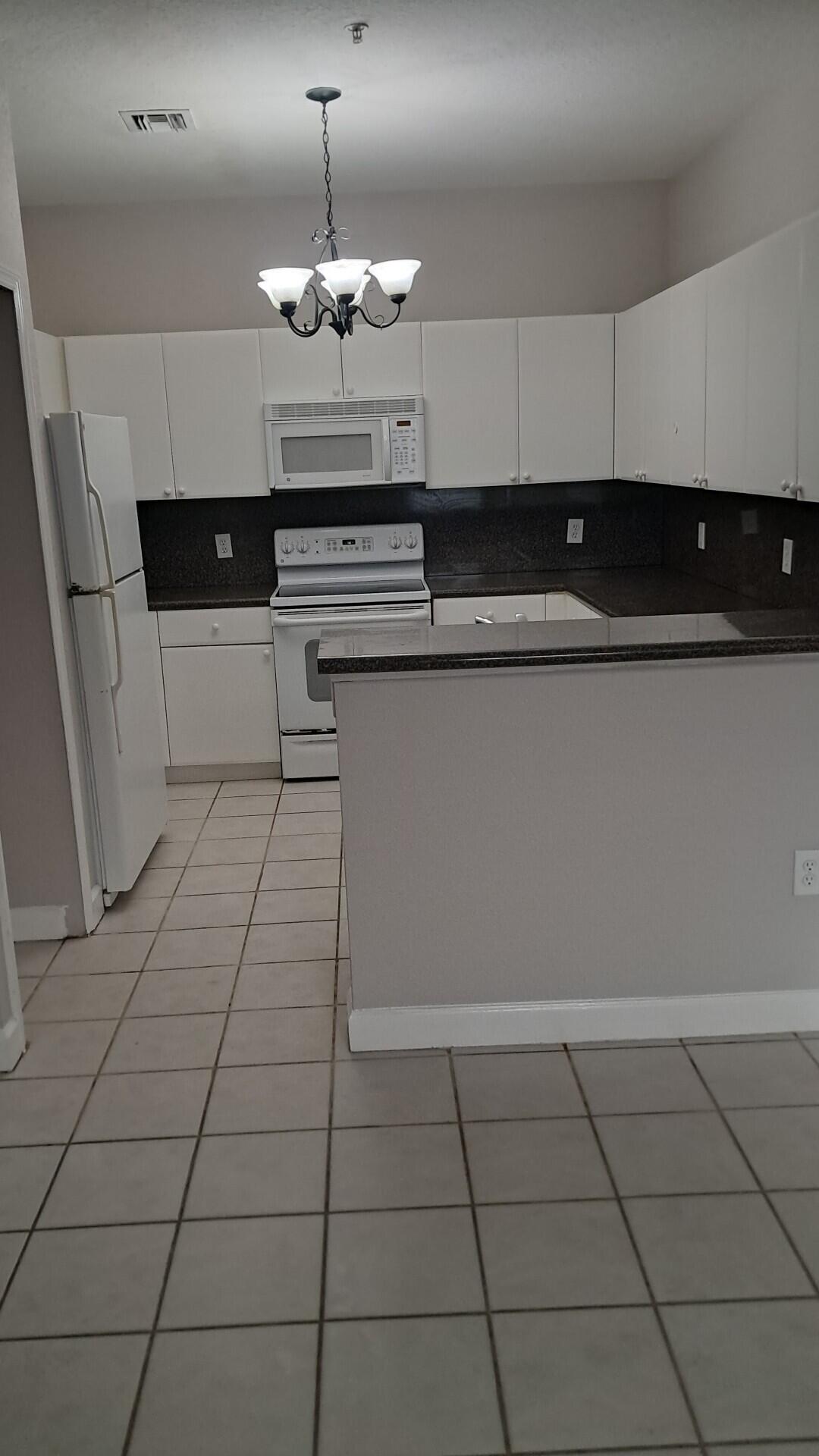 1114 Shoma Drive — Photo 2