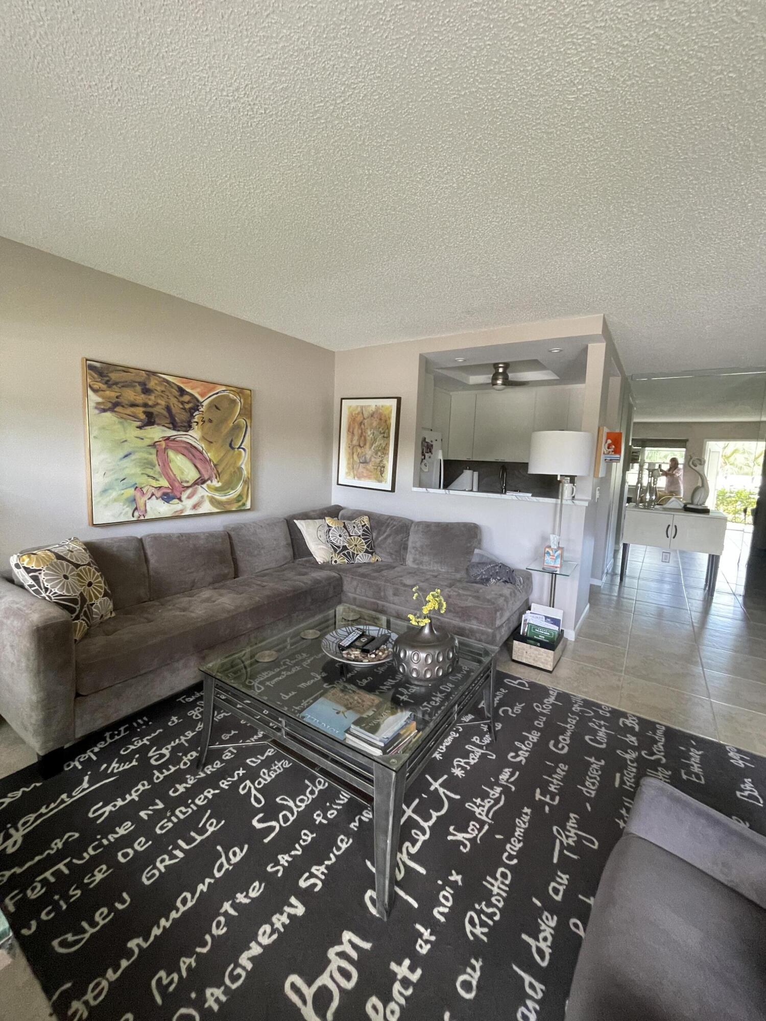 24 OAKRIDGE C # 24 — Photo 2