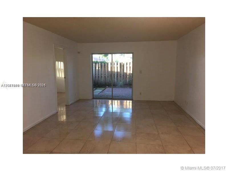 6720 Nova Dr # 8 — Photo 2