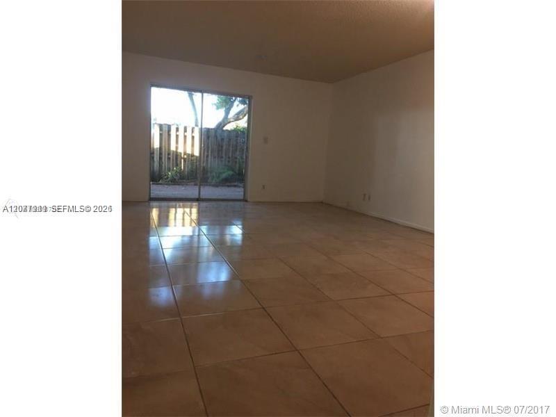 6720 Nova Dr # 8 — Photo 3