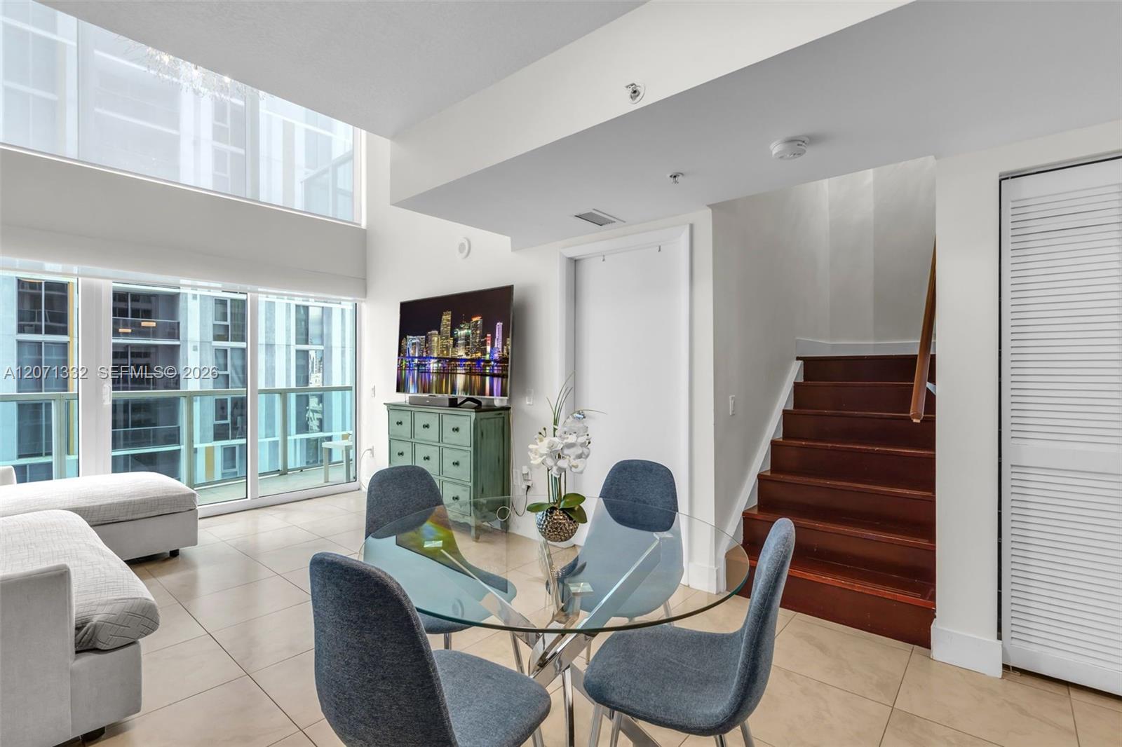 41 SE 5th St # 908 View 3