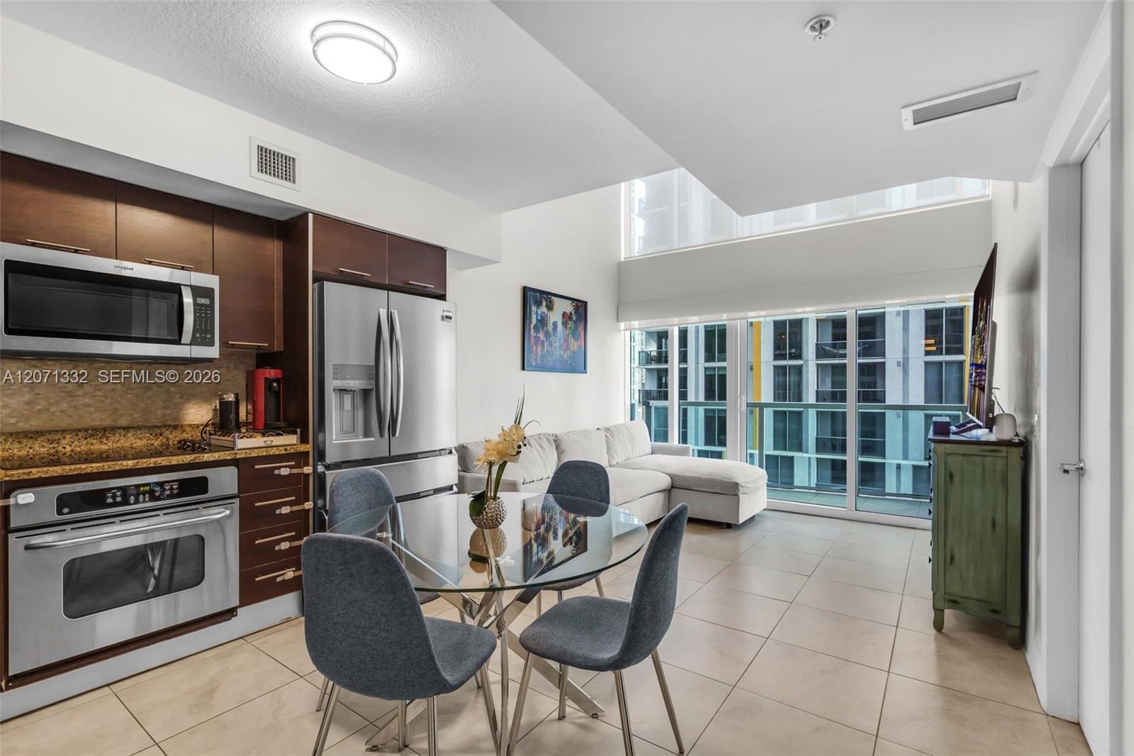 41 SE 5th St # 908 View 4