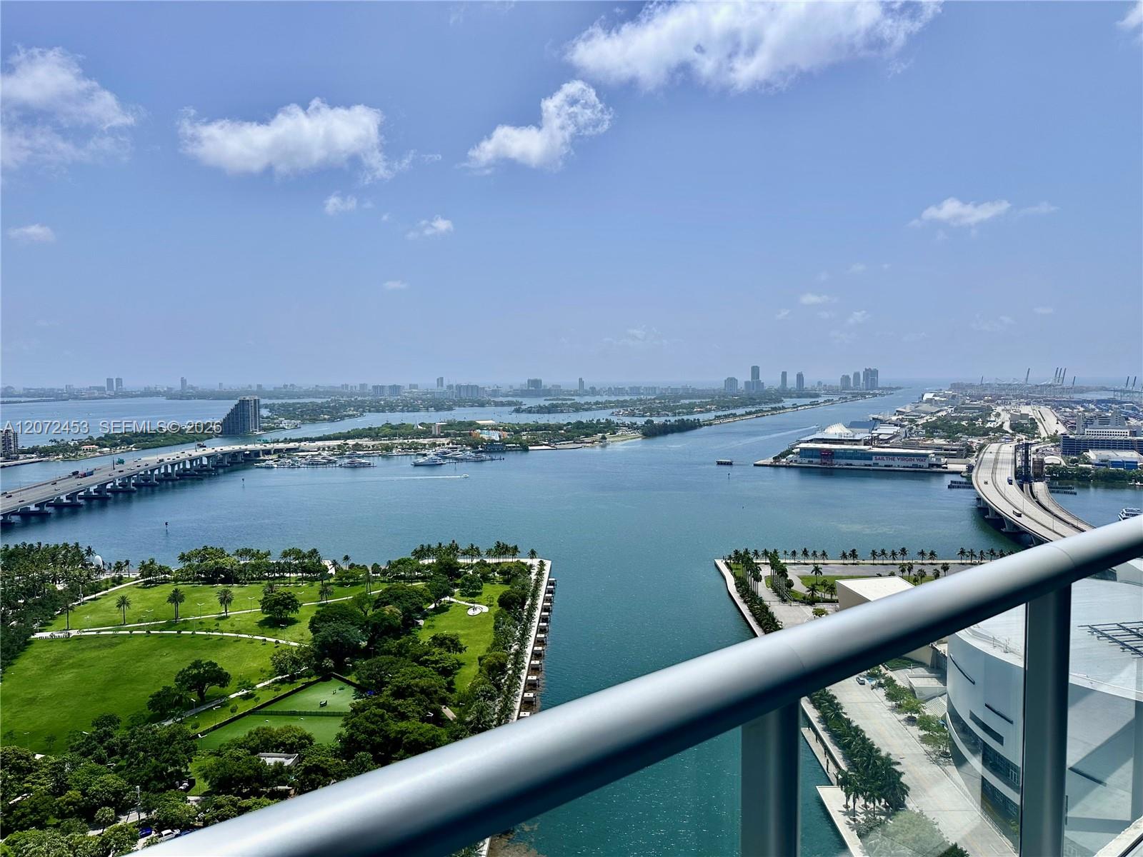 888 Biscayne Blvd # 3611 — Photo 2