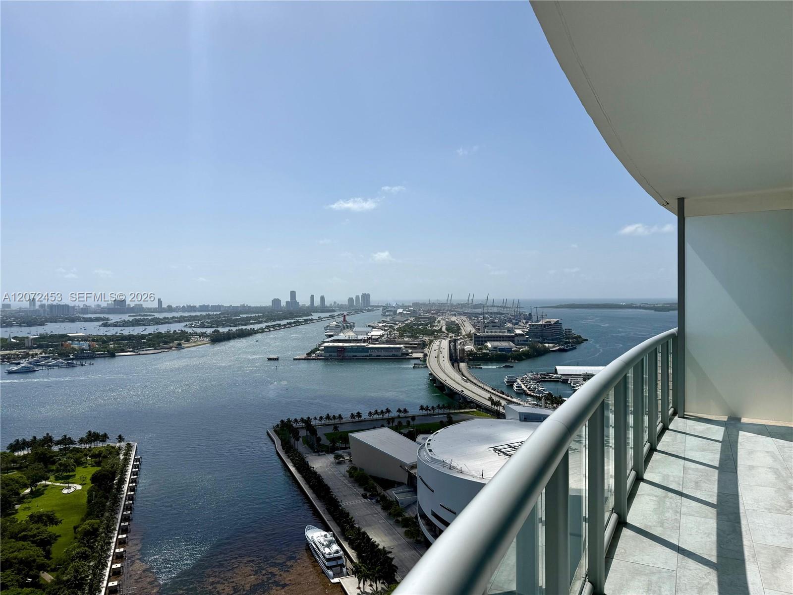 888 Biscayne Blvd # 3611 — Photo 4