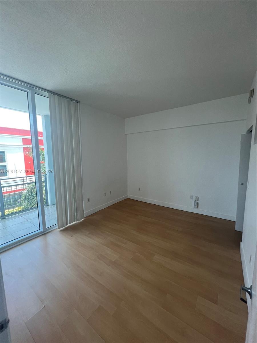 350 NE 24th St # 407 — Photo 4