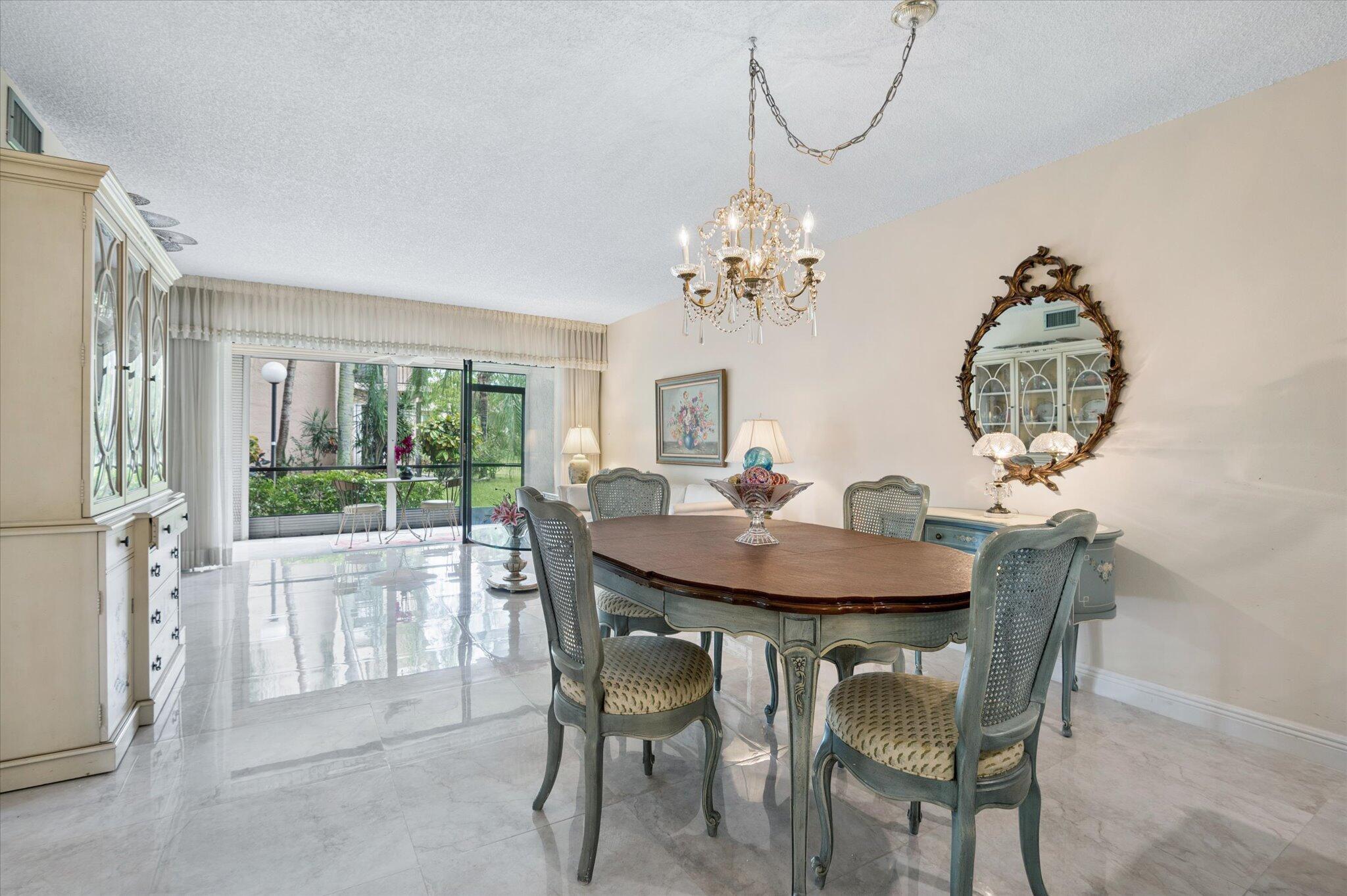 2307 SW 15th Street SW # 1 — Photo 3