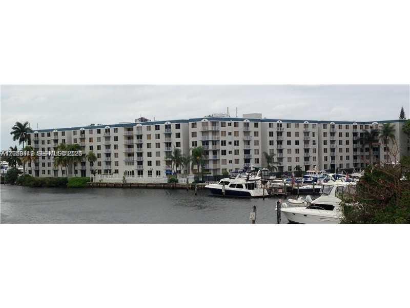 1740 NW N River Dr # 623, Miami FL 33125