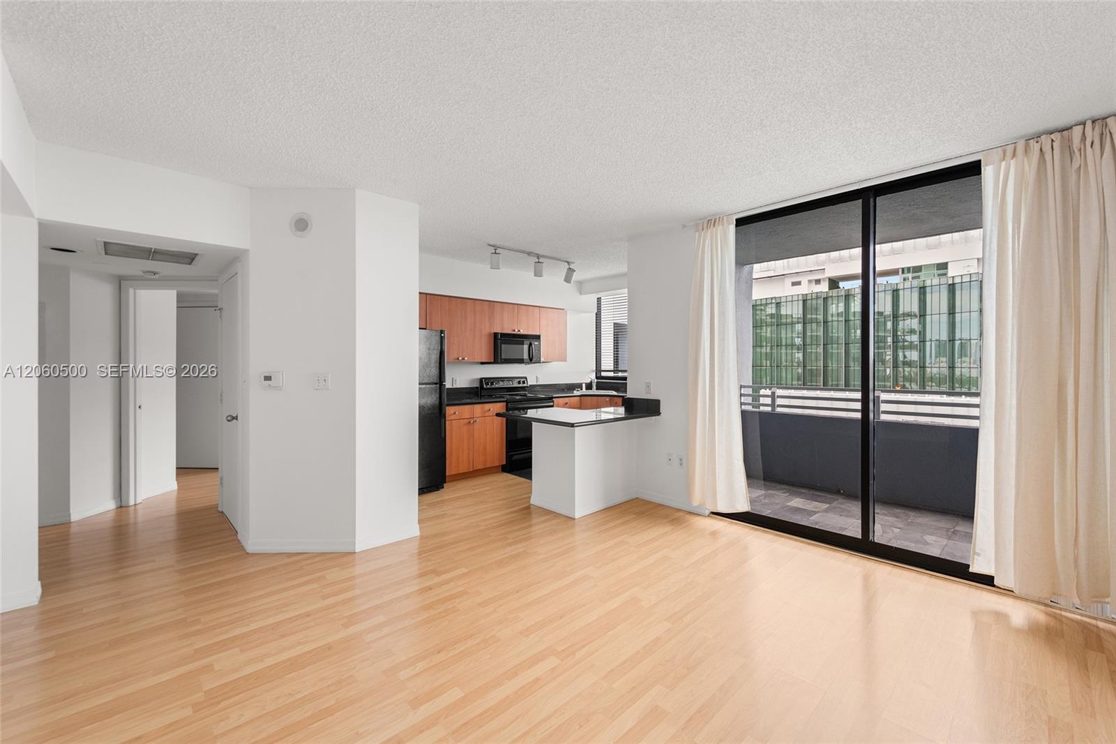 1330 West Ave # 1406 — Photo 5
