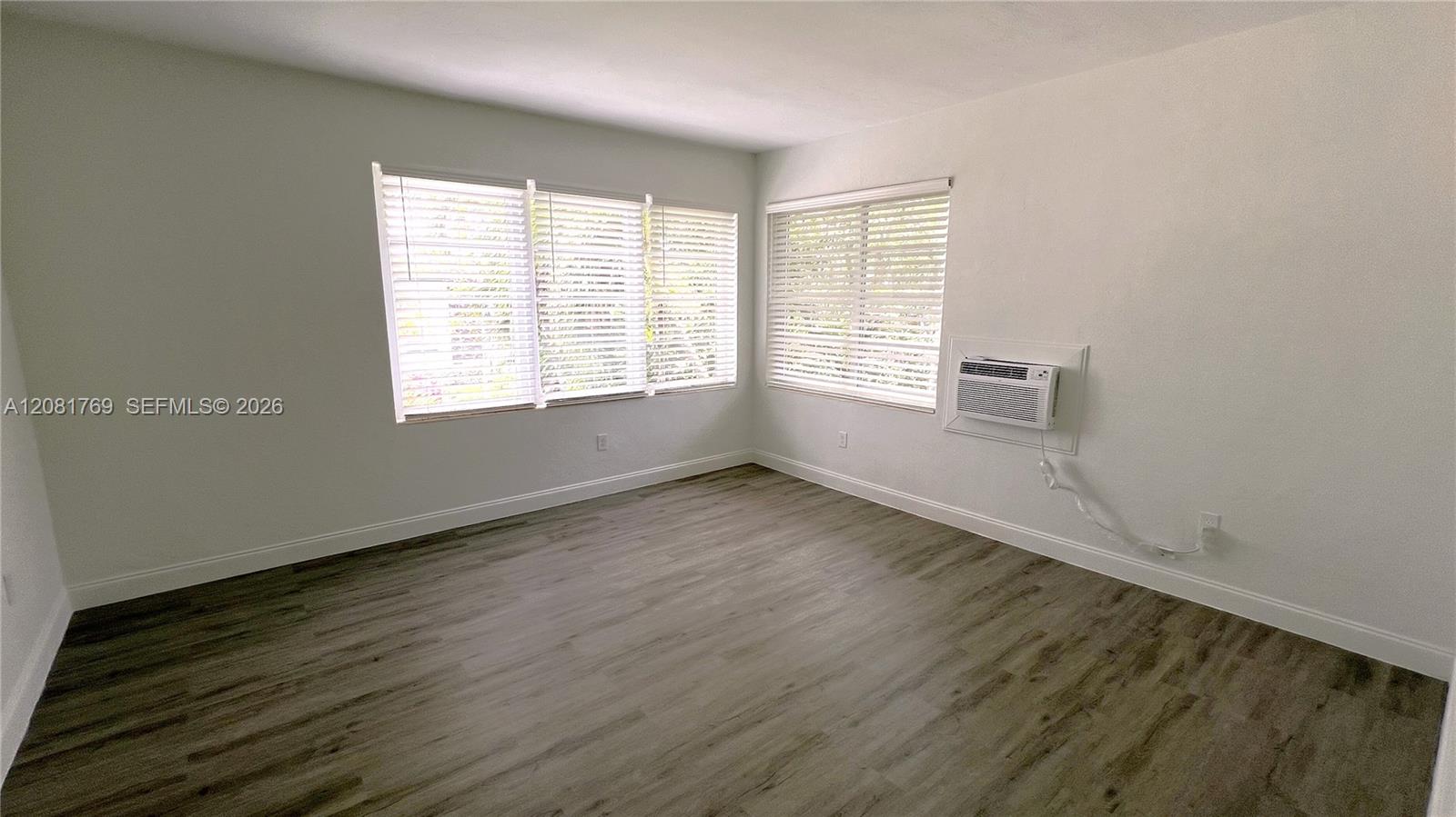 1115 Euclid Ave # 10 — Photo 3