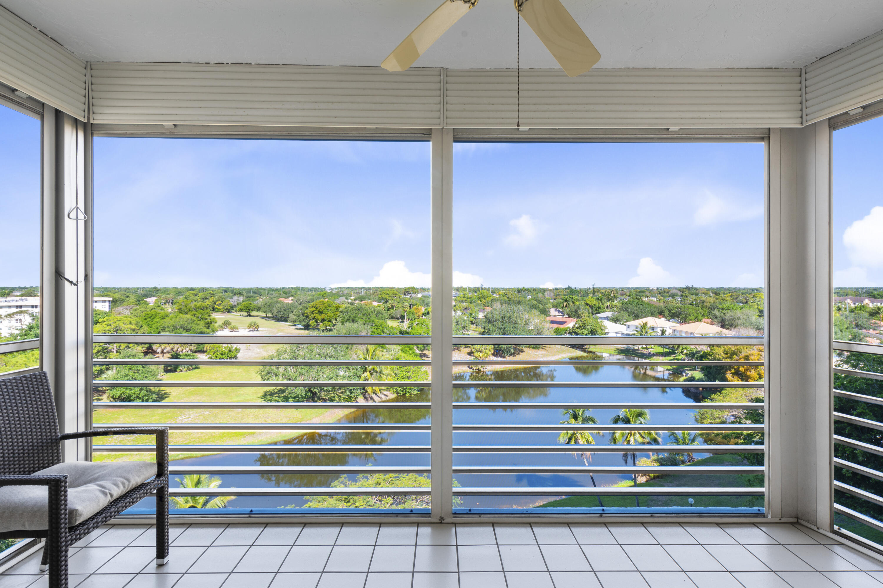 3499 Oaks Way # 806, Pompano Beach FL 33069