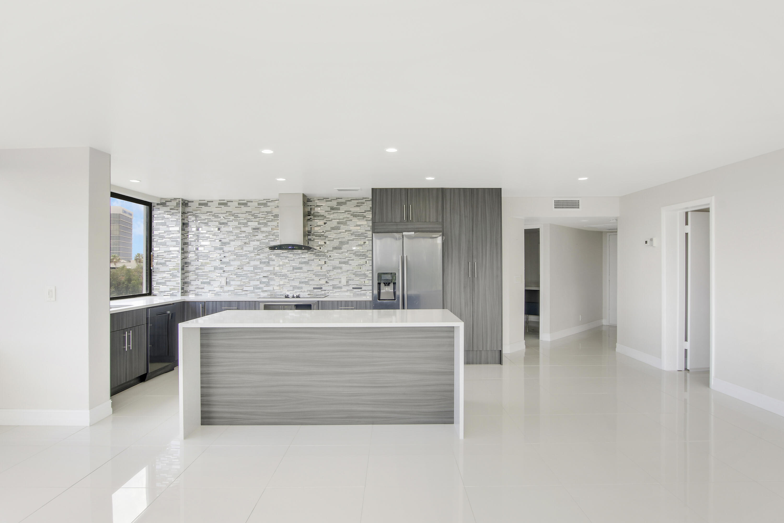 1500 Presidential Way # 404, West Palm Beach FL 33401