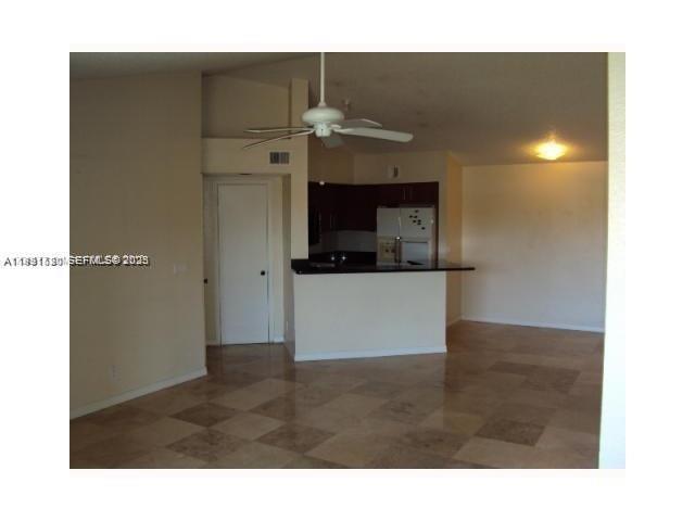 3300 N Pinewalk Dr N # 1928 — Photo 3