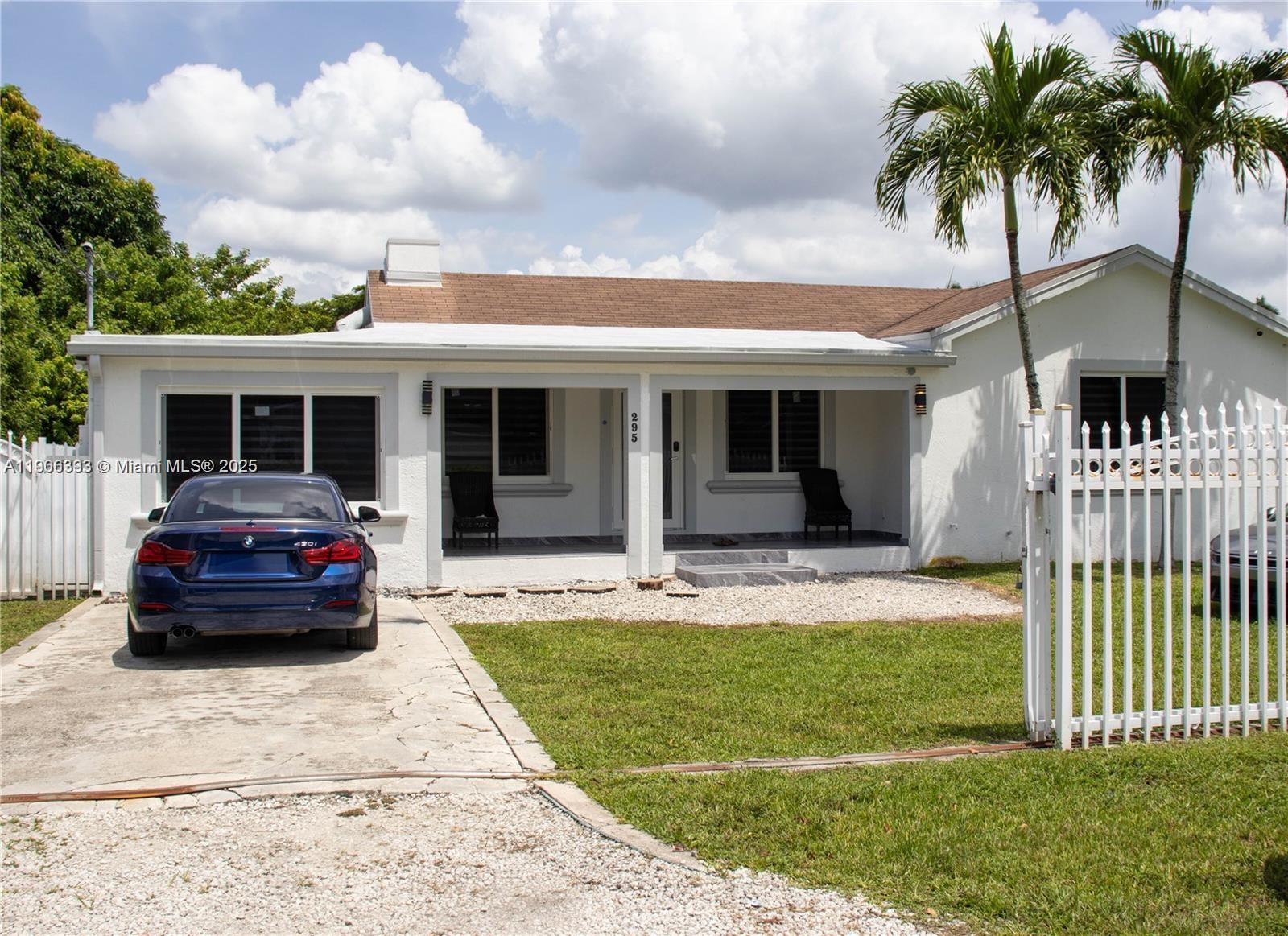 295 NE 150th St, Miami FL 33161