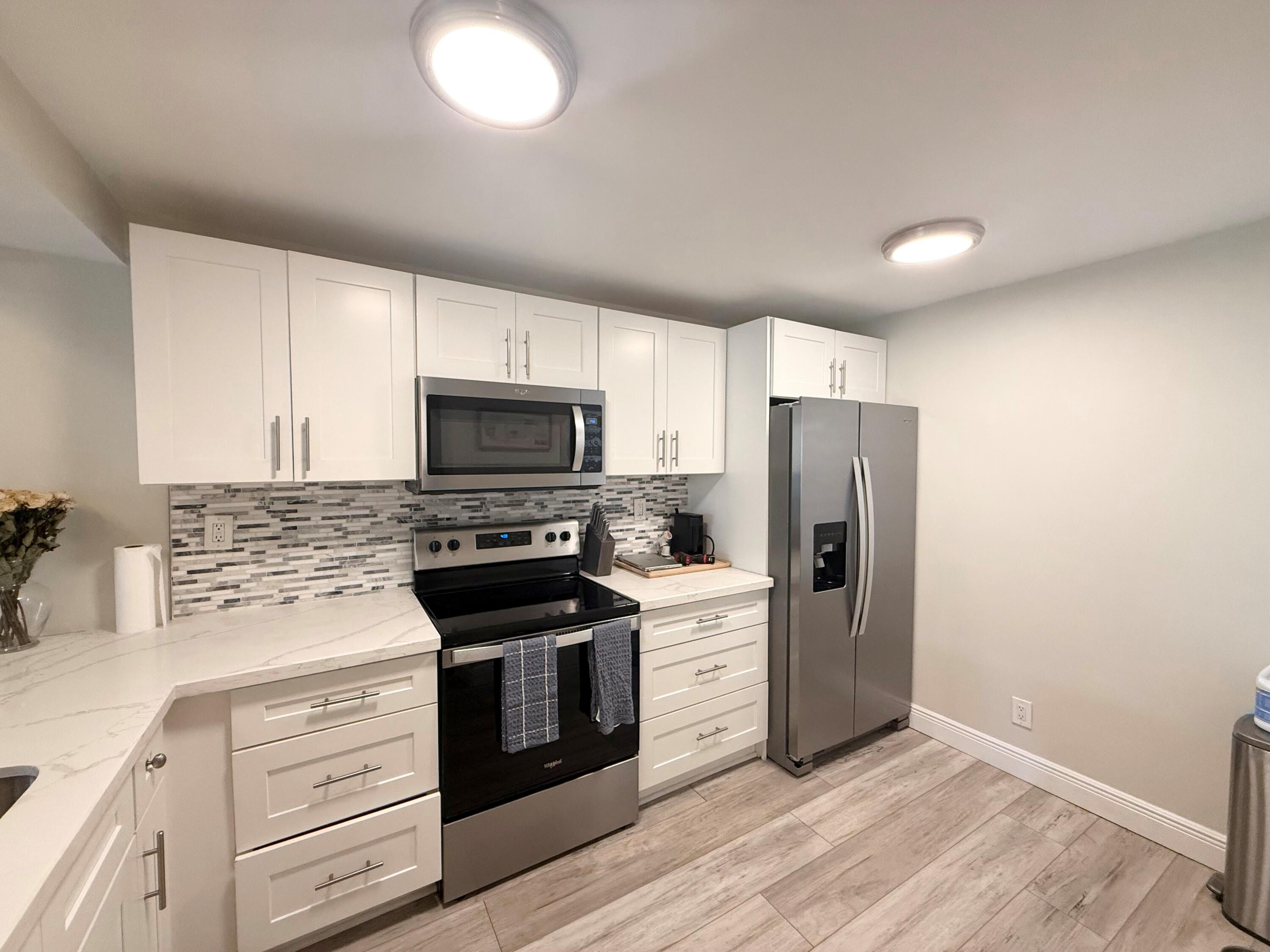 11 Royal Palm Way # 303 — Photo 4