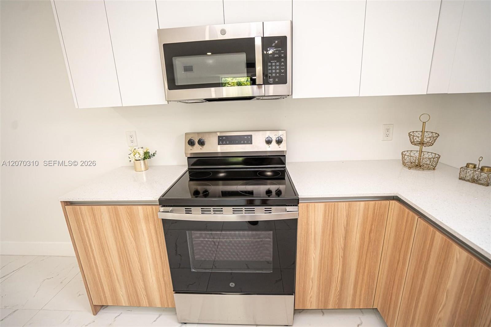20720 NW 34 Avenue # 2 — Photo 3
