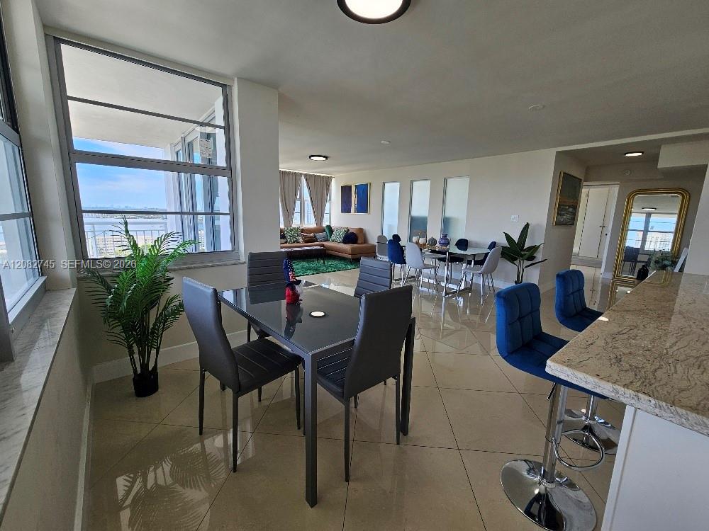 18041 Biscayne Blvd # 1805 — Photo 4