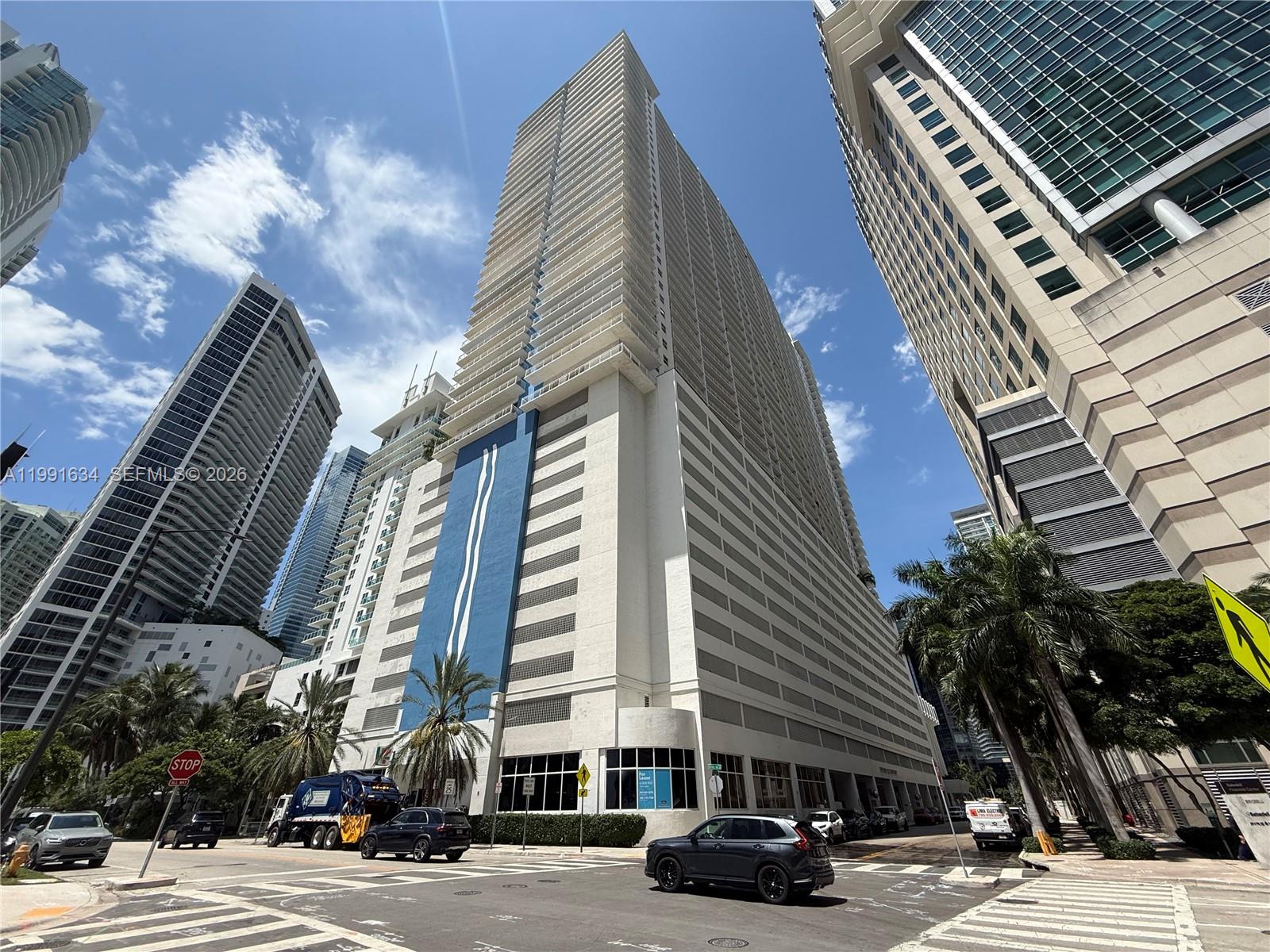 1200 Brickell Bay Dr # 2216, Miami FL 33131