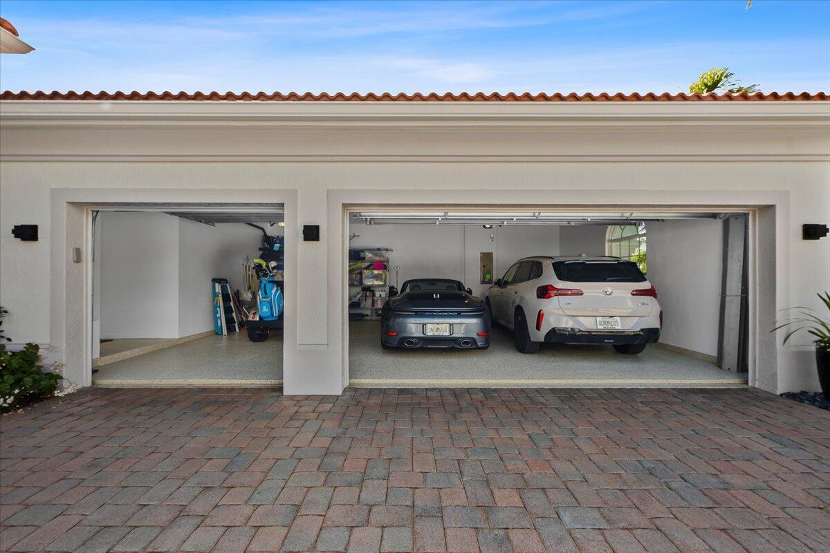 180 Carina Drive — Photo 4