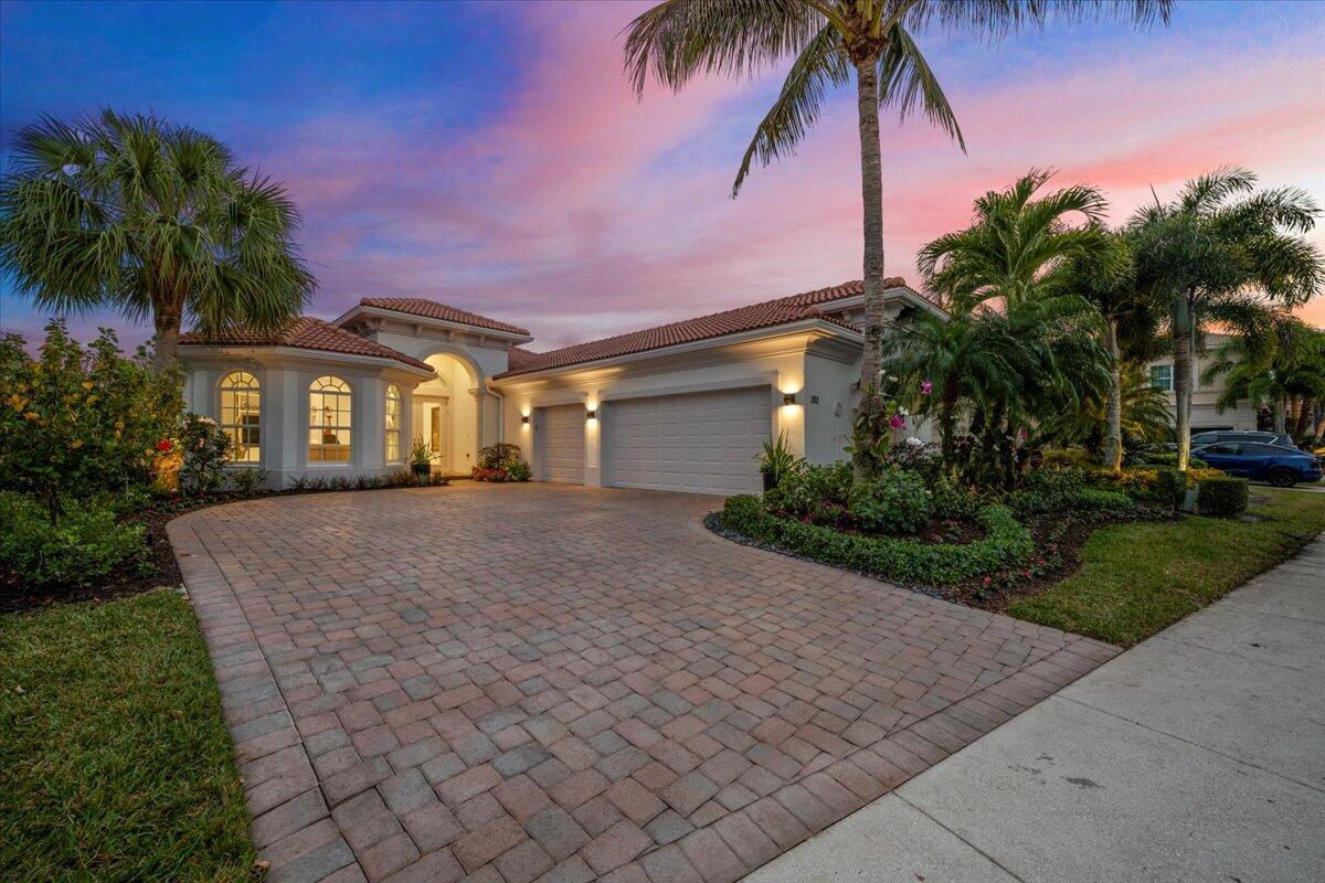 180 Carina Drive — Photo 3