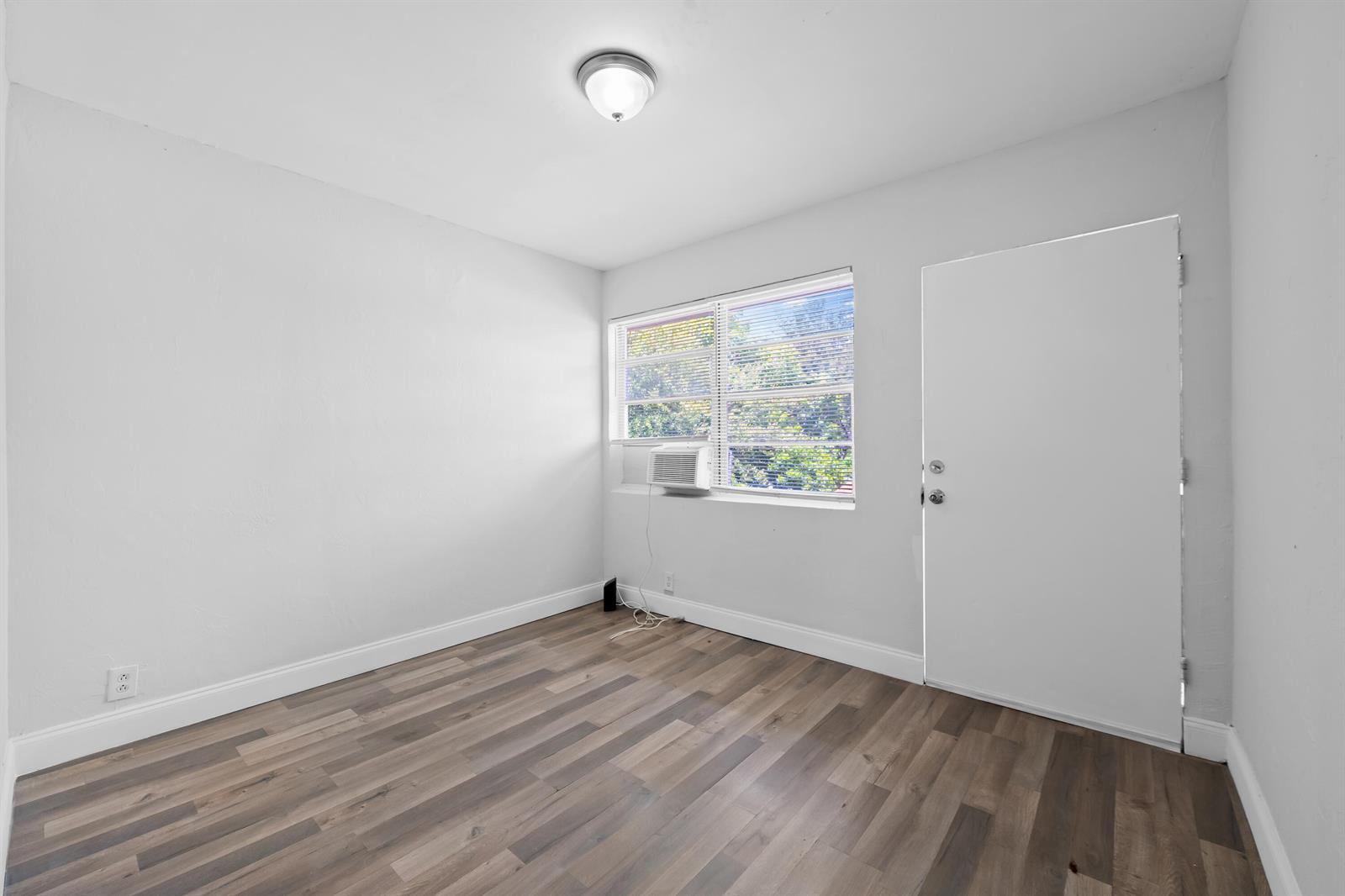 1761 Ali Baba Avenue View 8