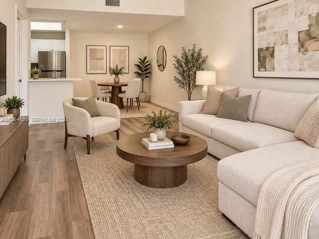 2027 SE 10th Ave # 731 — Photo 3