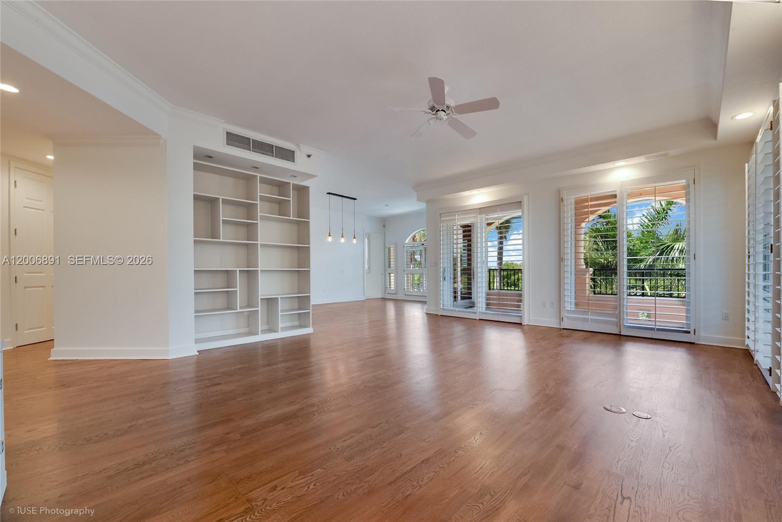 13643 Deering Bay Dr # 146 — Photo 2