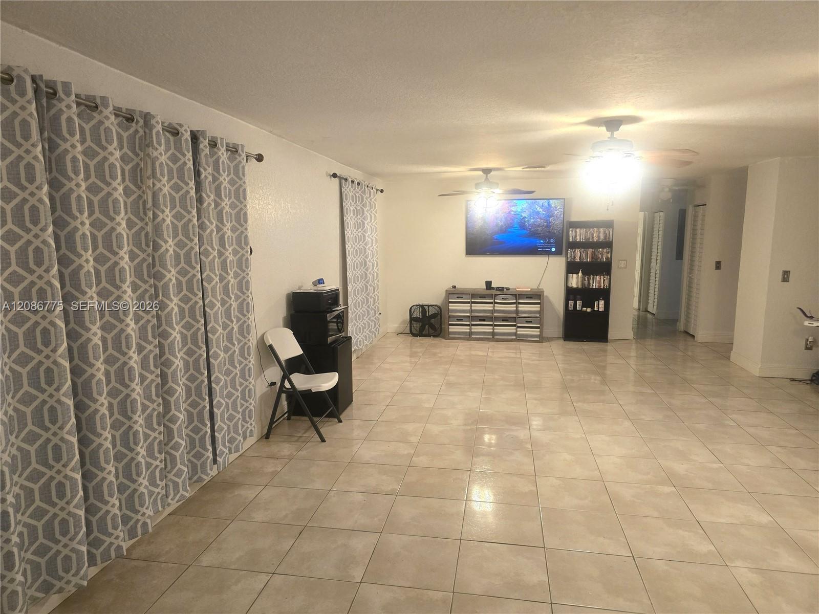 110 NW 9th Ave — Photo 3