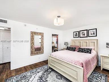 2625 Collins Ave # 212 — Photo 2