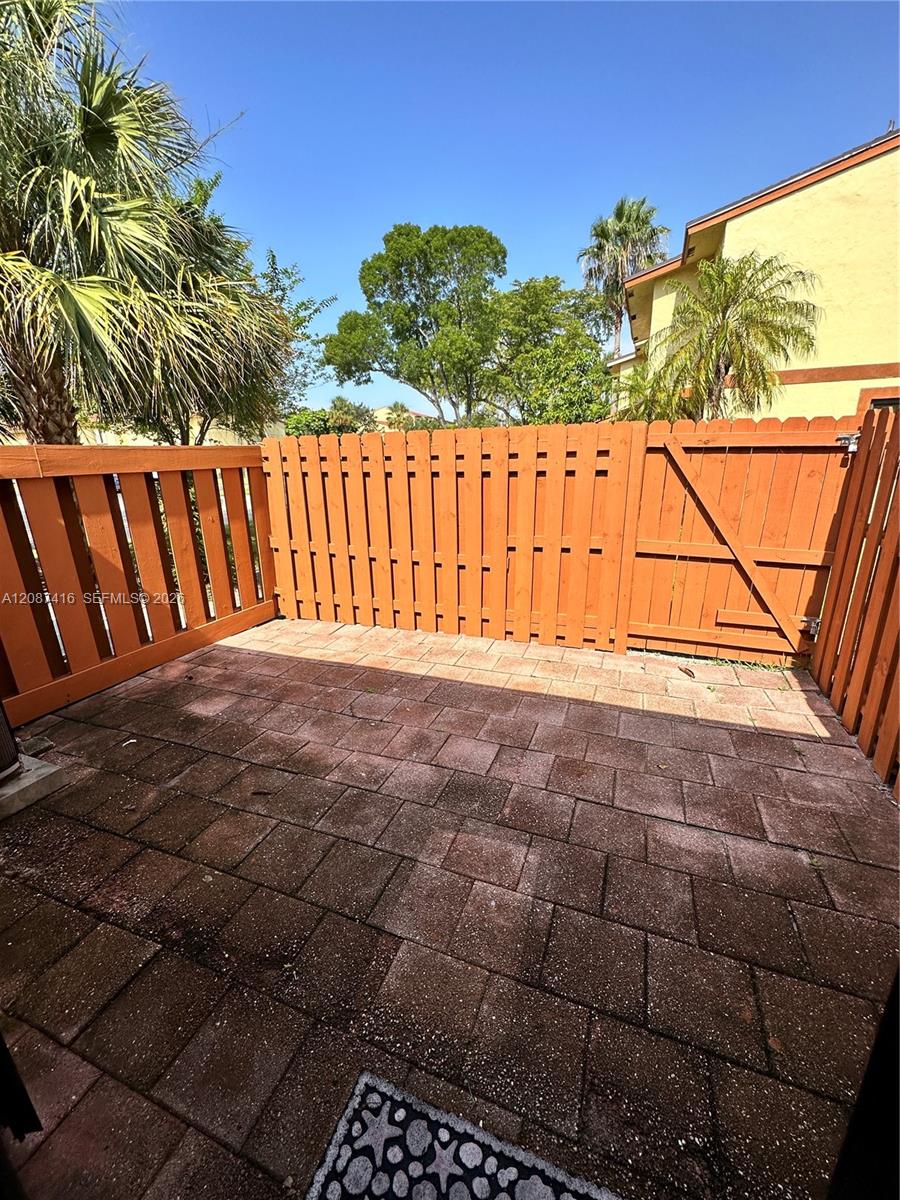 4093 Sierra Ter — Photo 5