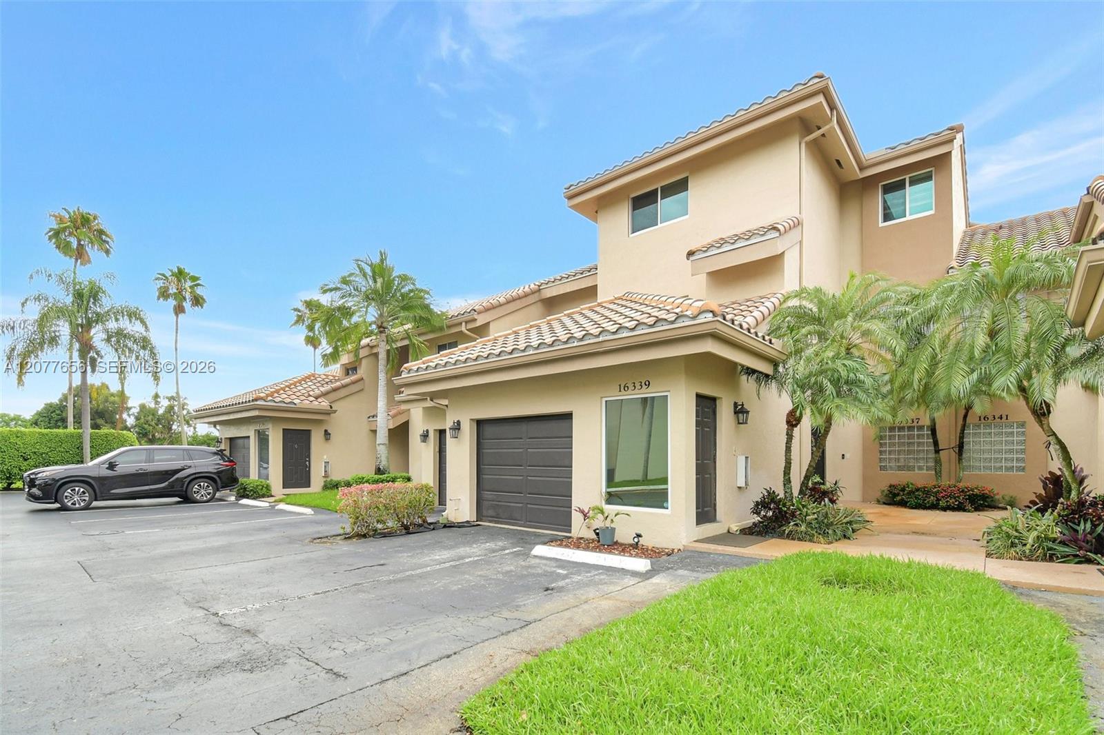 16339 Malibu Dr # 22 — Photo 2