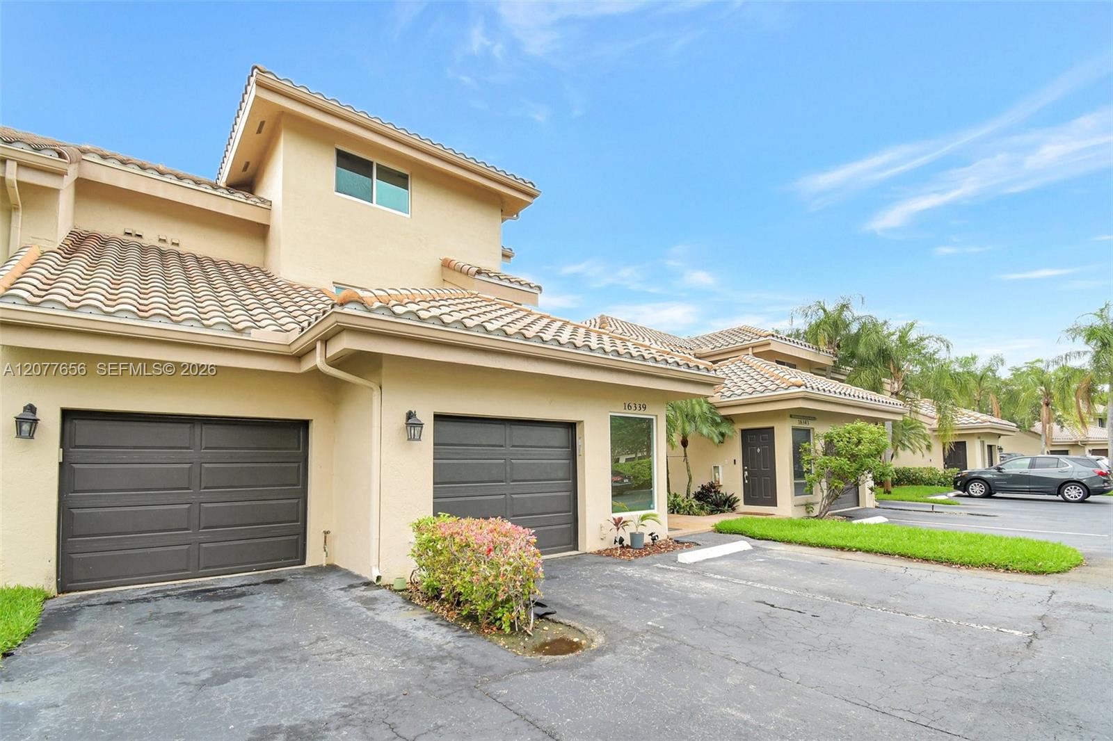 16339 Malibu Dr # 22 — Photo 3