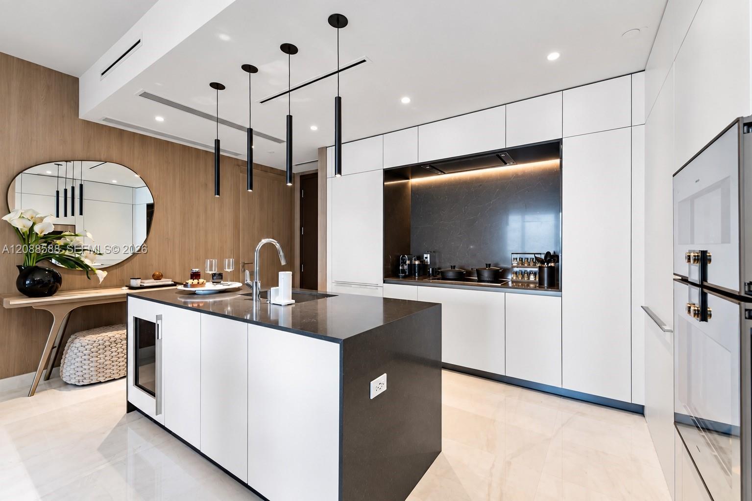 300 Biscayne Boulevard Way # 1605W — Photo 5