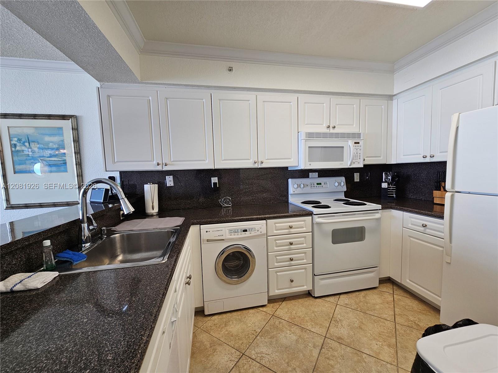 2501 S Ocean Dr # 1137 — Photo 4