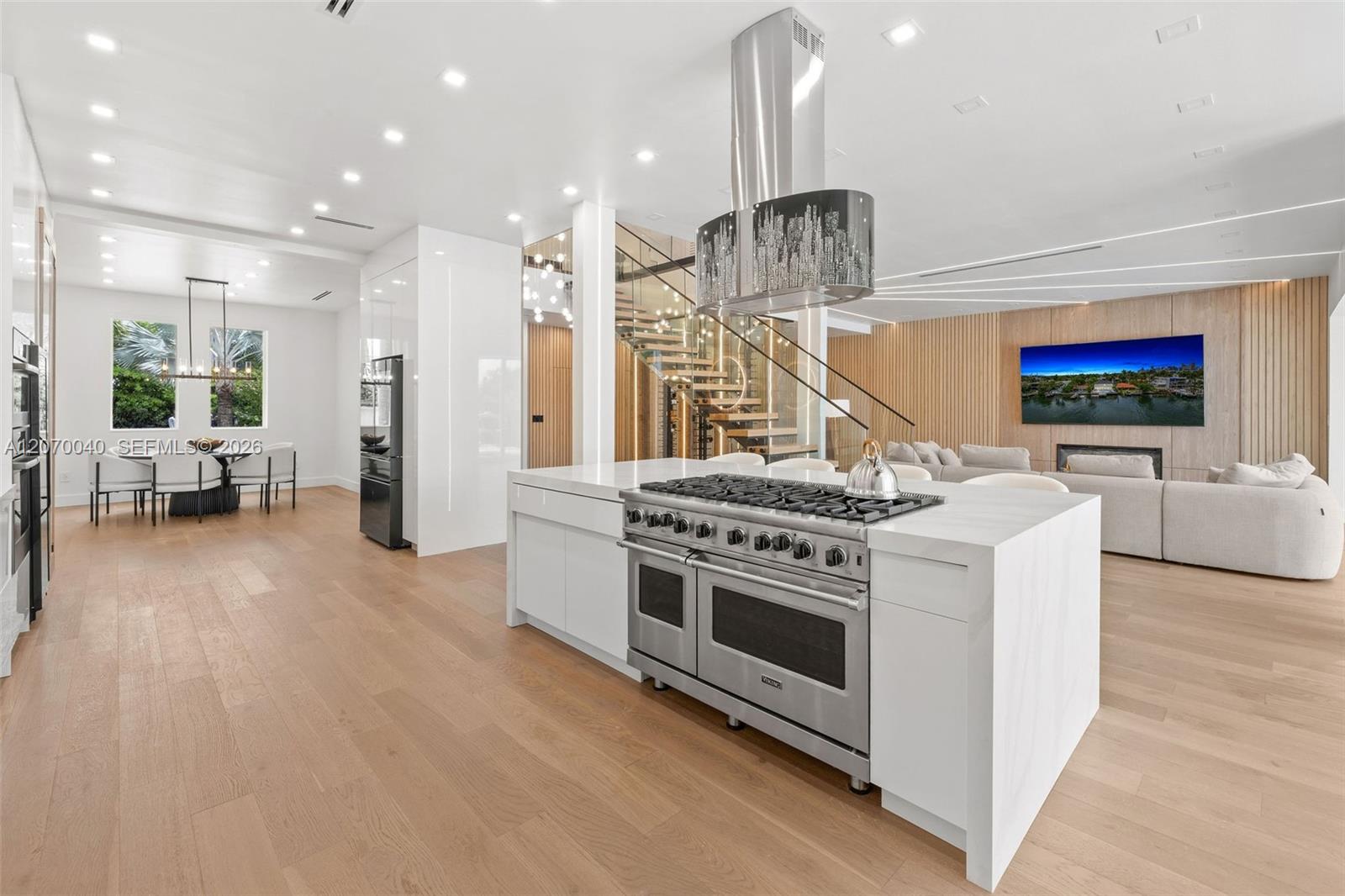 257 N Coconut Ln View 8