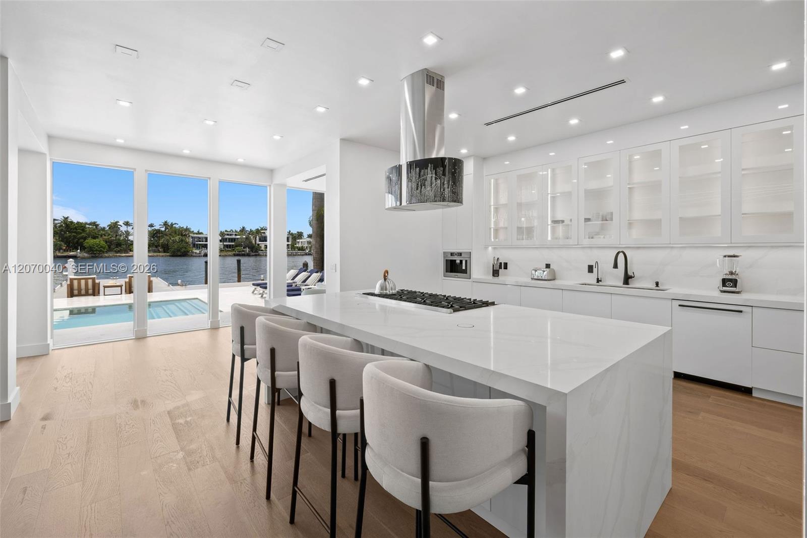 257 N Coconut Ln View 9