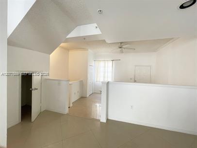 2831 NE 185th St # 603 — Photo 4