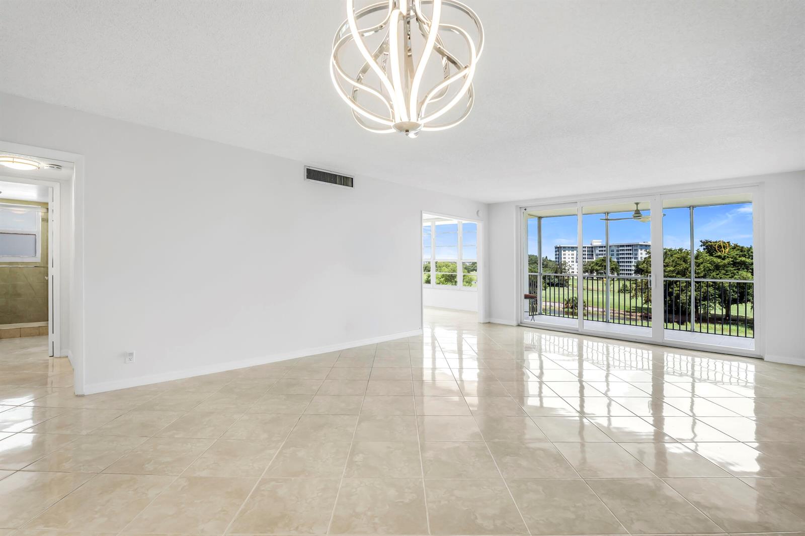 Living / Dining Room
