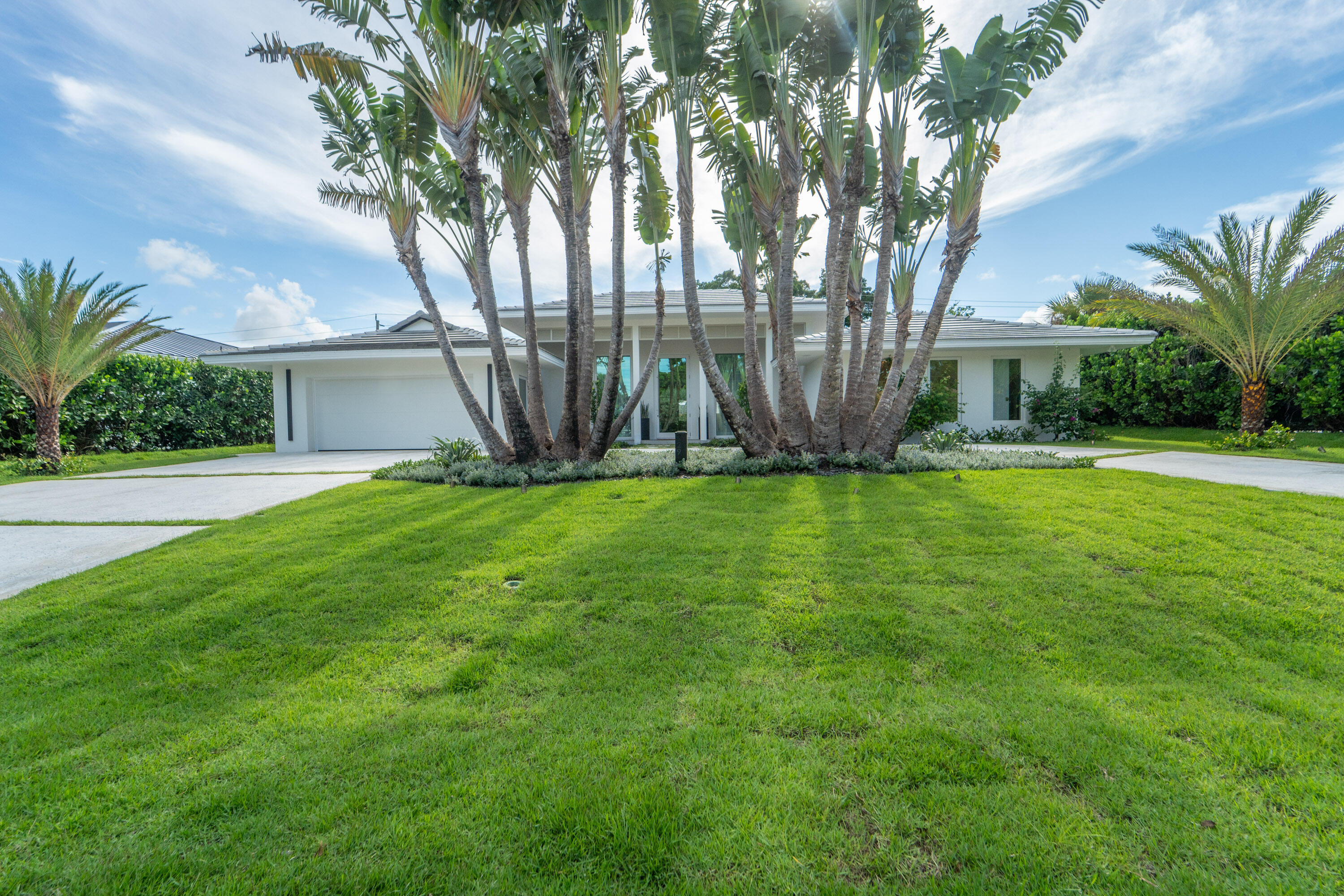 229 GOLFVIEW Drive — Photo 5