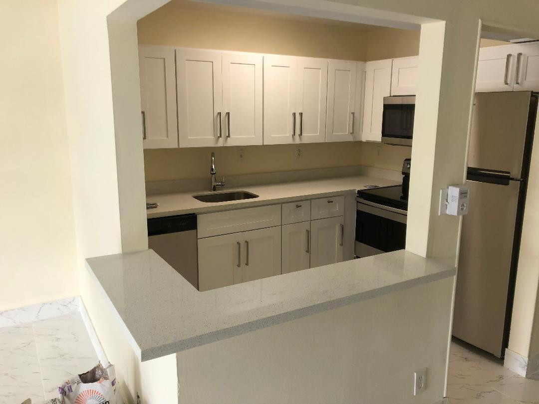 505 S Pine Island Road — Photo 5